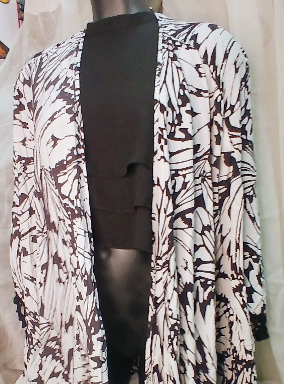 Adore Me Black and White Floral Wrap